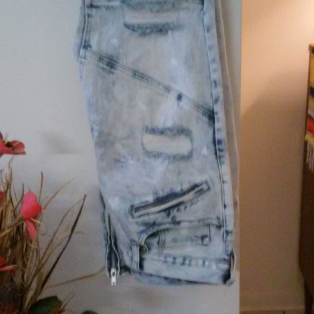 "LIKE NEW" MEN'S PACSUN COMFORT DISTRESSED STRETCH STACKED SKINNY